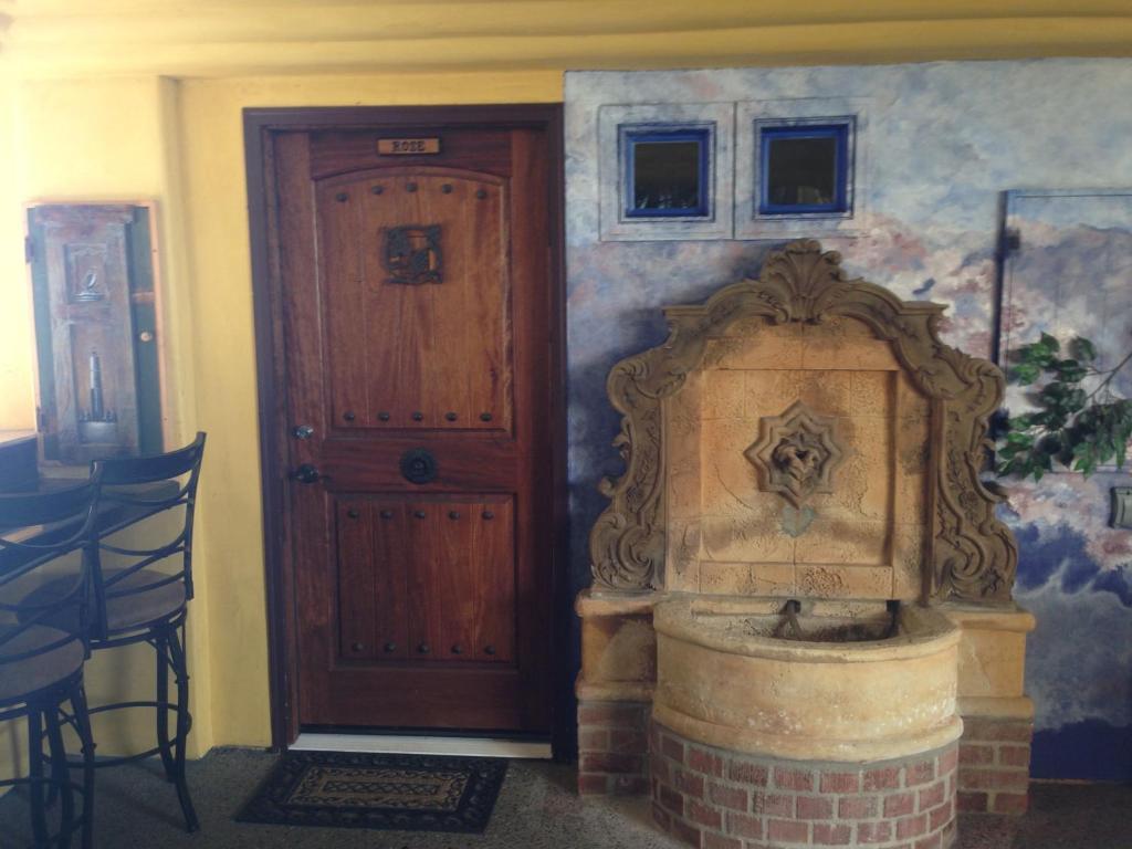 Secret Garden Inn Del Mar Room photo
