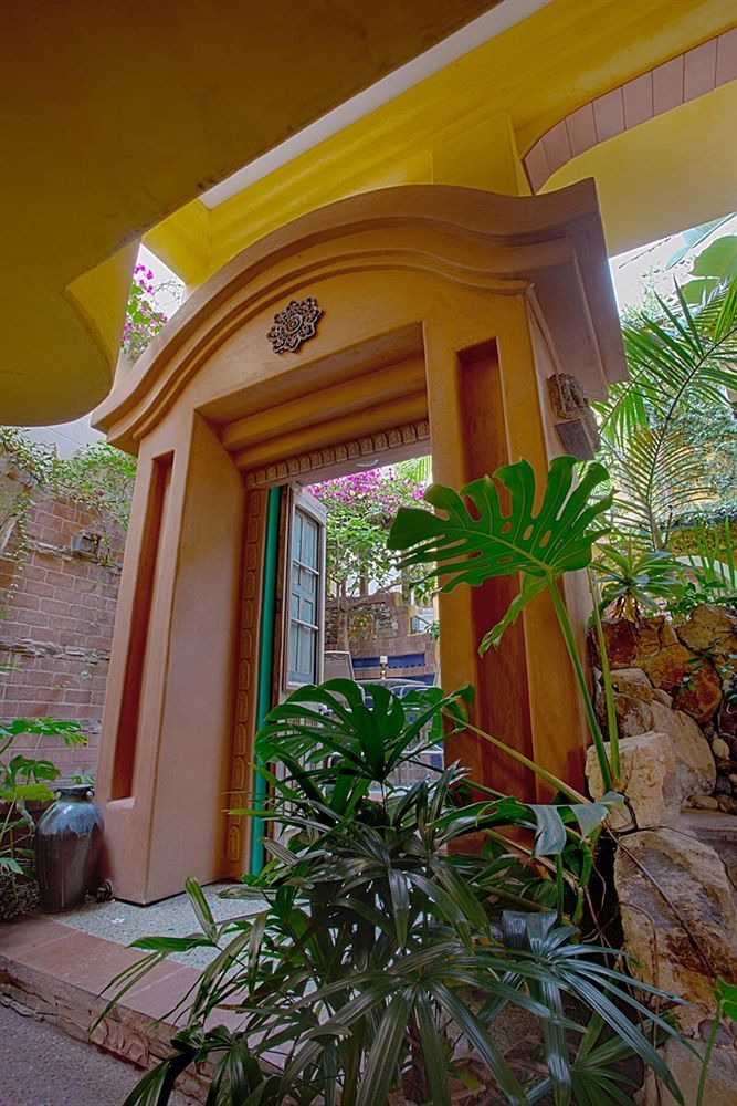 Secret Garden Inn Del Mar Exterior photo